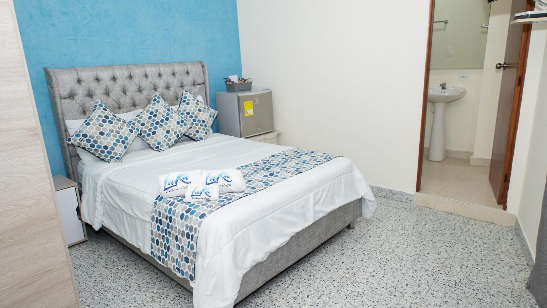 Hotel Luka 2*