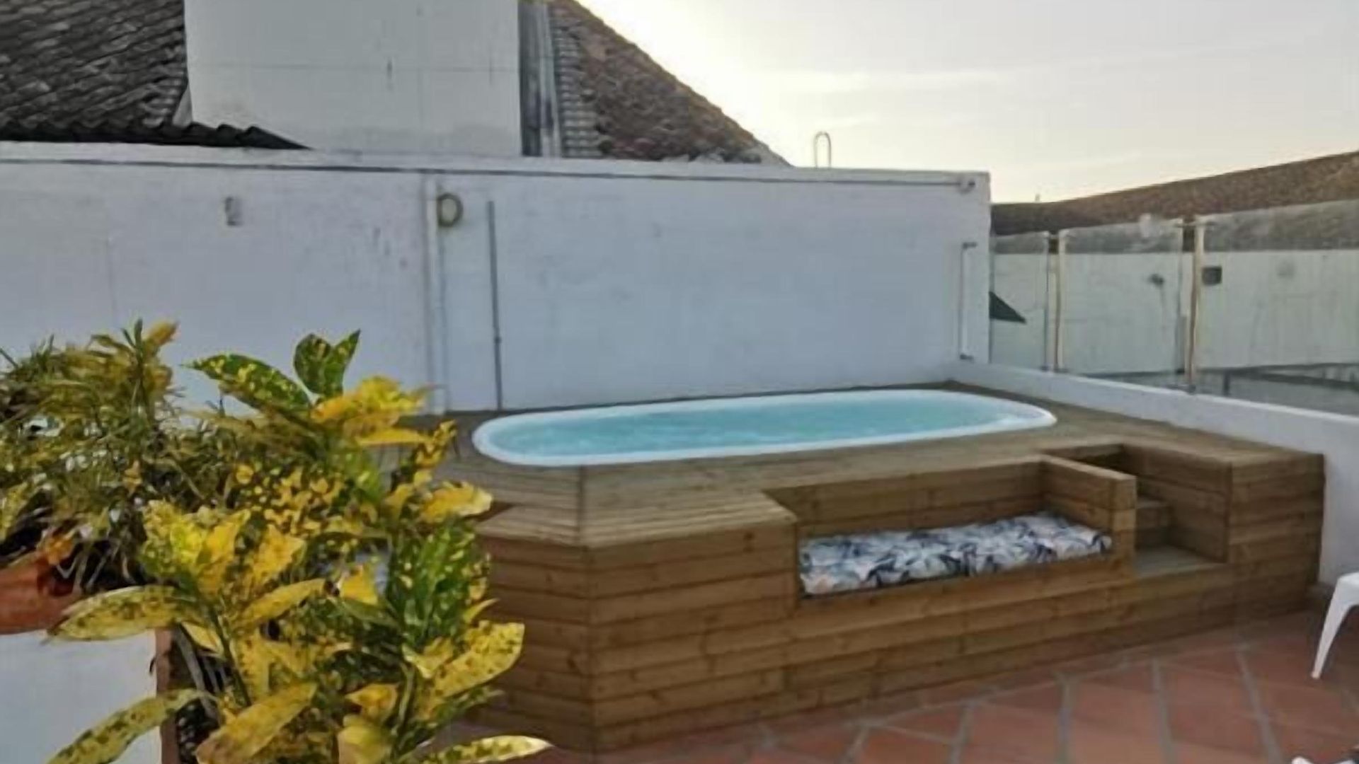 Hotel Luka 2*