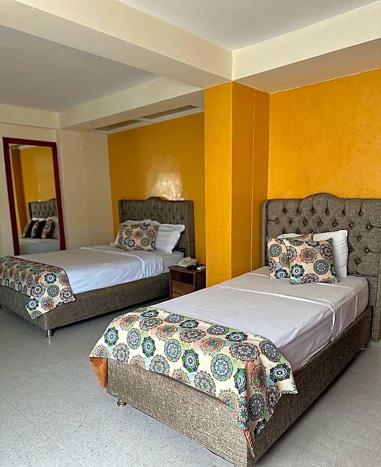 Luka Hotel
