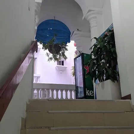 Luka Hotel 2*