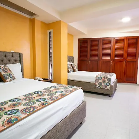 Luka Hotel 2*